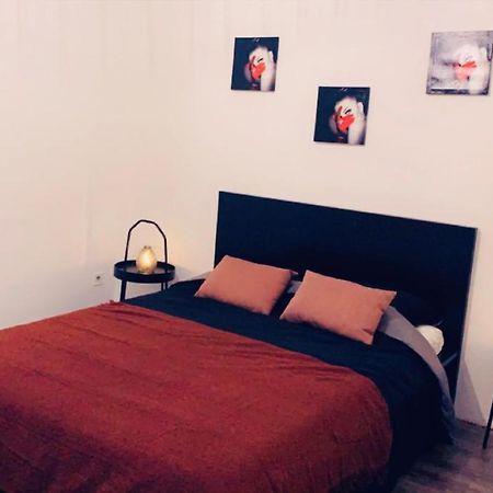 Appartement Cosy Et Chaleureux Avec Jacuzzi Seraing Exterior photo